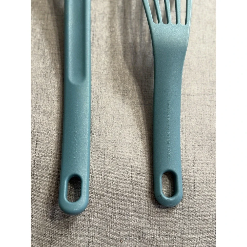 Rachael Ray Nylon Kitchen Utensil Set:‎ Slotted Spoon & Spatula - Teal/Blue